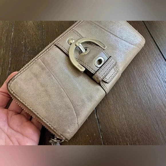 Coach Soho continental wallet - Picture 11 of 14